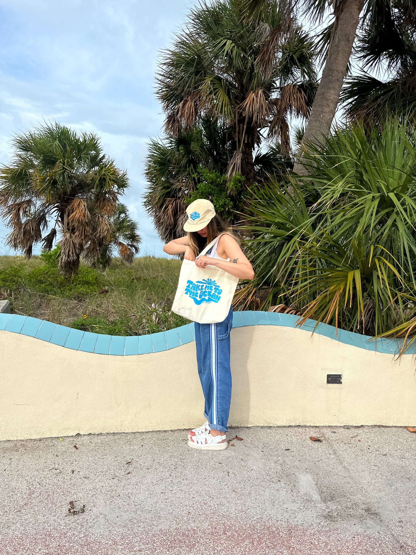 Take me to the ocean tote